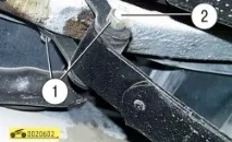 Зняття та встановлення ресори на автомобілі Волга ГАЗ 31105 2004 встановлення