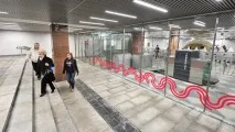 стъкло метро