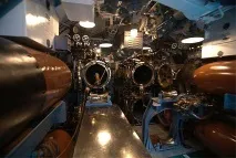 вътре подводницата