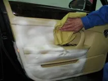 Чищення салону автомобіля просто чи складно чищення