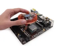 Що ховається всередині ігрового комп’ютера Steam Machine ютера