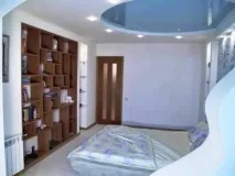 Дизайн натяжних стель у спальні фото стель
