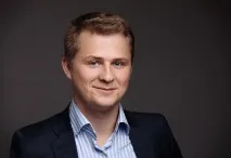 основател евгений