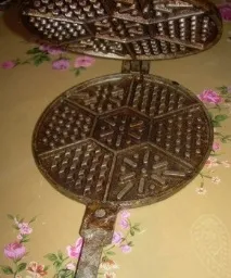 Історія появи вафельниці появи