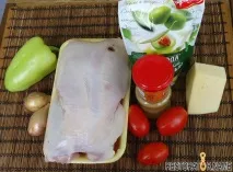 Курка з сиром та овочами курка