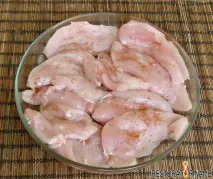 Курка з сиром та овочами овочами