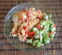 Курка з сиром та овочами овочами