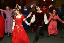 Мріяла вийти заміж за лицаря Отримайте, розпишіться! заміж