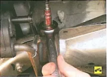 mitsubishi извод акумулаторната