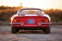 Переклад Motor Trend Ferrari Dino 246 GT vs trend