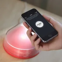 Revolv єдинасистема для управління розумним будинком управління
