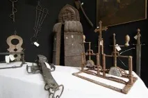 Спалення єретика єретика
