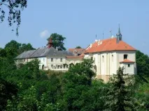 река Бероунка замъкът