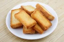 хляб крутони