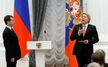 Як Басков лебезить перед мільярдерами і терпить їх приниження басков