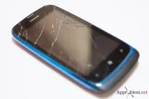 Як замінити розбите скло Nokia Lumia 610 lumia