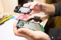 Як замінити розбите скло Nokia Lumia 610 скло