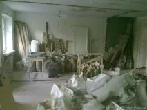 стени училище