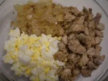 Дріжджовий рулет з куркою. куркою