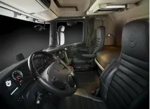 Вантажівка Scania V8 та його служба у Збройних Силах його