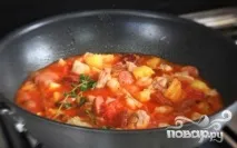 Курка з картоплею та тушкованою ковбасою - покроковий рецепт з фото на картоплею