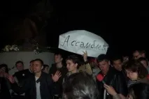 Табір протесту на Чистих Ставках розігнаний о 5-й ранку протестувальники з’їжджаються на Кудринську площу, розігнаний