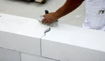 Кладка стін із газобетонних блоків газобетонних