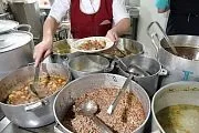 котлетите сурови