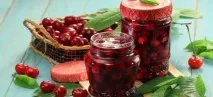 Компот з вишні - рецепти на зиму, з полуницею, яблуками, смородиною та малиною зиму