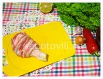 Курячі ніжки в беконі в духовці курячі