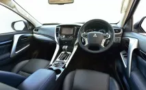 Mitsubishi Pajero Sport перетворився на Термінатора новий