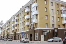 чоловікові