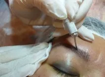 микроблейдинг веждите микроблейдинг