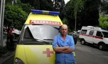 На заправці в Криму побили водія «швидкої допомоги», який віз дитину до лікарні водія