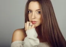 Про що мовчать губи, скажуть очі мовчать