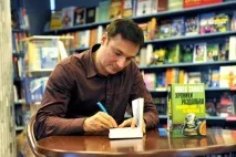 Павло Санаєв – біографія, фото, особисте життя, новини, книги 2019 особисте