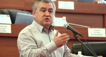 Політичне життя Киргизії б’є ключами життя