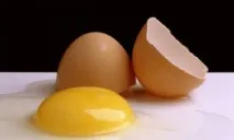 пожълтяват листа