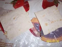 Рецепт Конвертики з лавашу з сиром та помідорами, Обсмажені в яйці конвертики