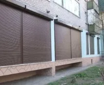 щори балкон