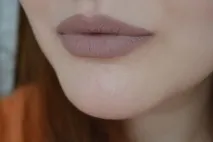 Матова помада Lime Crime Cashmere або тренд на сірі губи - Клуб блогерів crime