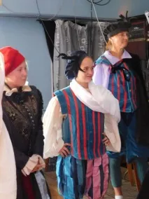 спектакълът бъде