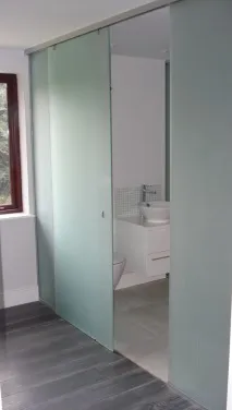 интериорни стъклени