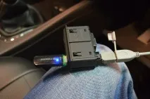Установка USB коробочки доводчик бардачка доводчик