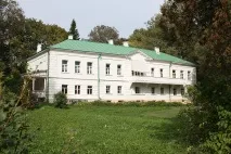 имението Ясная поляна имение