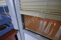 покривния прозорец щорите