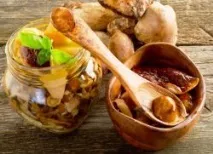 Засолювання грибів банки