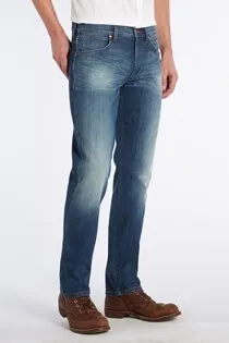 Моделі чоловічих джинсів Wrangler моделі