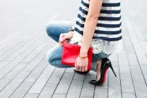 Модно цього сезону манікюр а-ля Louboutin (Фото) цього