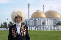 «У незнайомого селища, на безіменній висоті»: сприйняття Великої Вітчизняної війни у суспільстві та елітах країн Центральної Азії безіменній